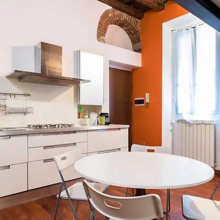 Cozy In Wonderful Navigli Area Apartamento *