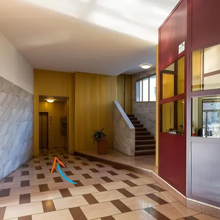 Gioia Short * Milão