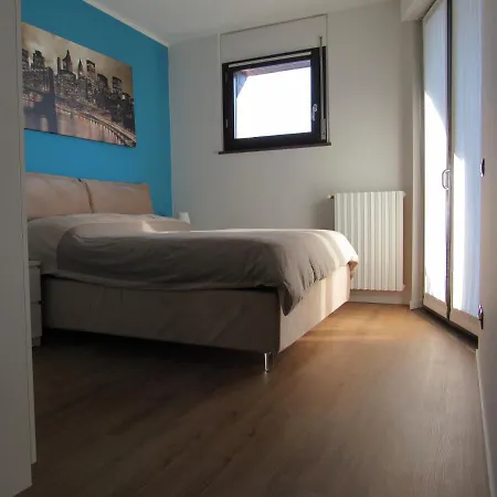 Fiera Milanocity View With Terrace Next To Shopping Mall * Milan