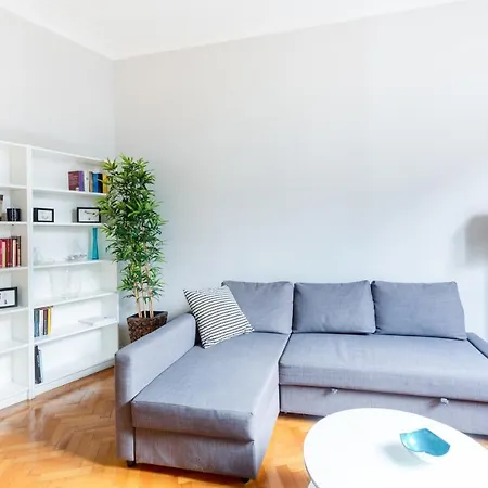 Spacious And Brilliant In Duomo By Easylife *
