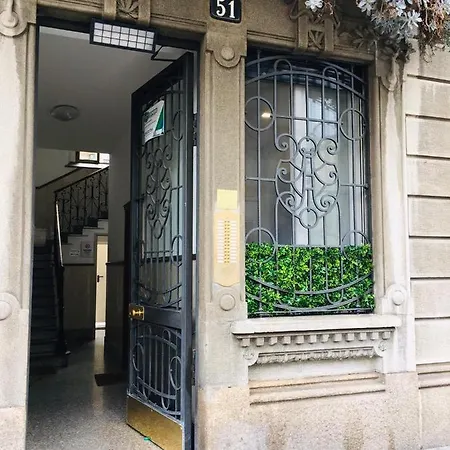Monem's House Portello Appartement *
