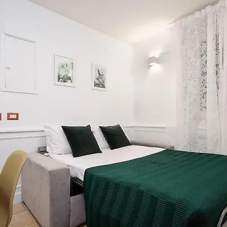 Apartment Hemeras Boutique Homes - Design Flat In The City Center Milan