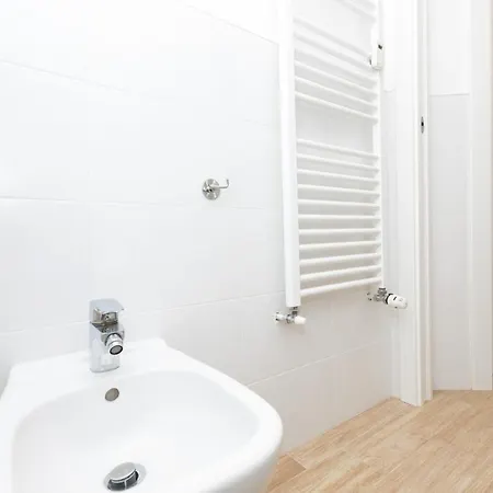 Majella6 Nice And Quiet Home In Loreto By Hospity Apartman Milánó