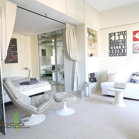 Bamboo Papiniano Loft Apartment *