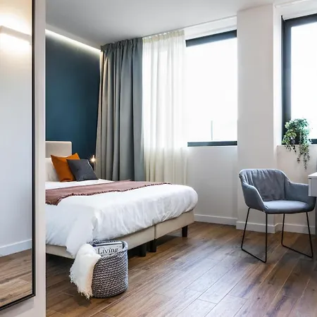 Apartahotel Co99 Art Building 4*