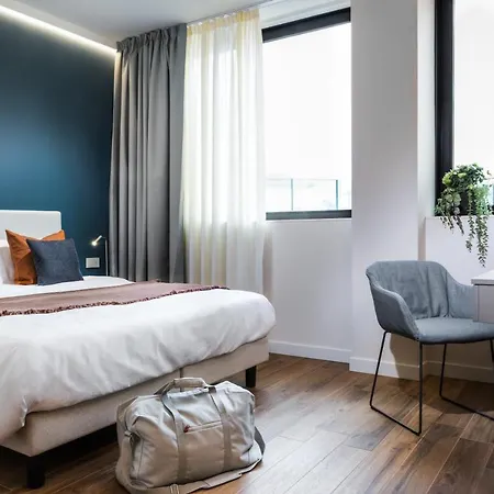 Co99 Art Building Apartahotel 4*