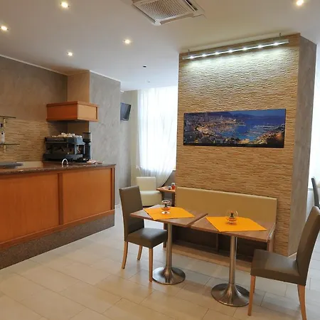 Otel Montecarlo