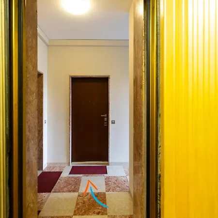 Gioia Short Apartamento Milão