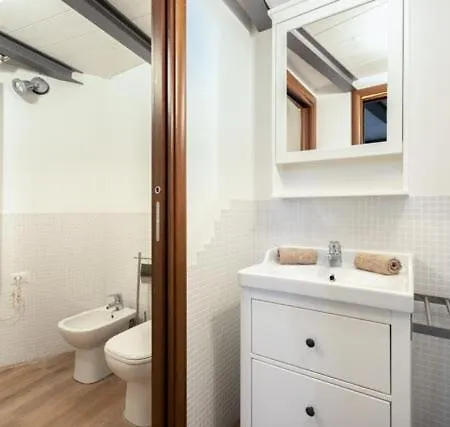 Alessia's Flat - Michetti شقة