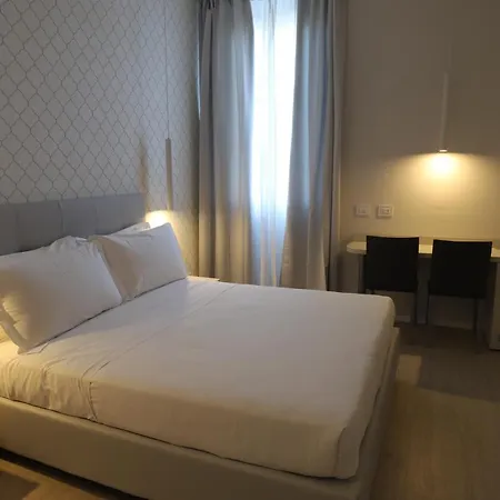 ホテル Cadorna Luxury ミラノ