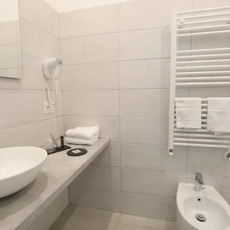 Cadorna Luxury Hotell