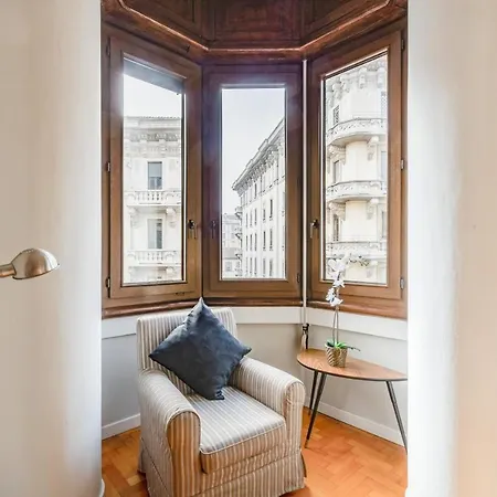 Апартаменты Spacious And Brilliant In Duomo By Easylife Милан