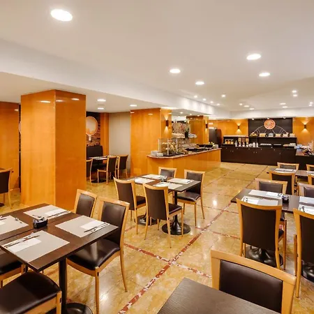 Hotel Life Poliziano, By R Collection Milán