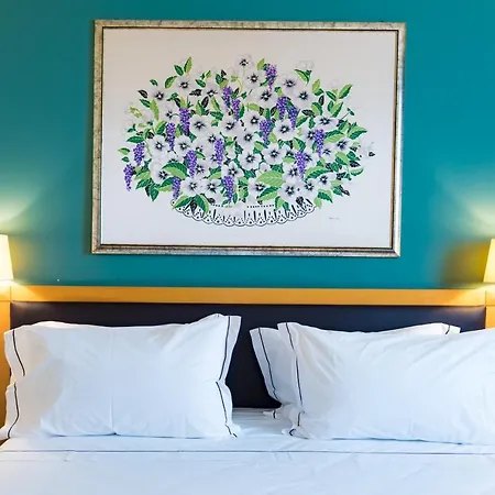 Life Poliziano, By R Collection 4*