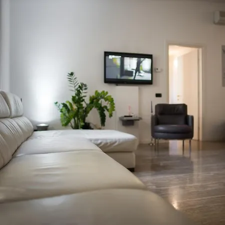 Loft'nb Duomo شقة *