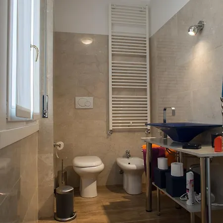 Loft'nb Duomo شقة ميلان