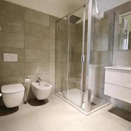 Isola Hotel apartamentowy 4*
