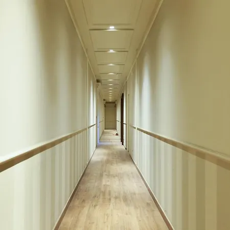 Contempora - Crocetta - Tosca Apartman Milánó