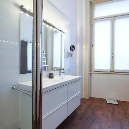 Contempora - Crocetta - Boheme * Milan