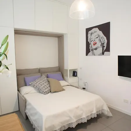 San Martino House: Bright And Central! Milan
