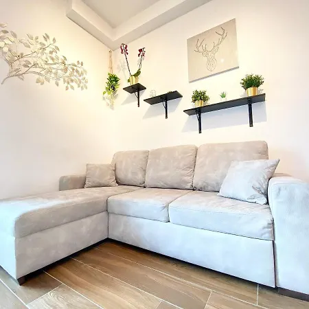 Apartman 15 Minuti Dall'istituto Ortopedico Galeazzi - Silenzioso Con Cucina, Wifi E Netflix Milánó