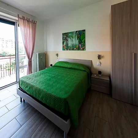 Lorenteggio 209 Panzió Milánó