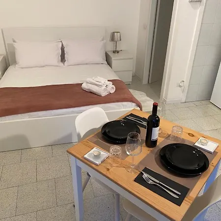 Navigli's Studio Apartment Milan