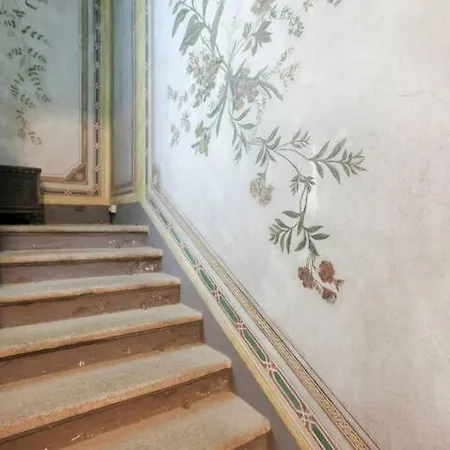 Prestigioso In Via Della Spiga *