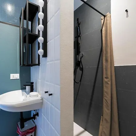 Naviglio Pavese Apartment *