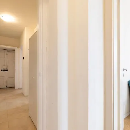 Apartamento Bicocca - 2 Bedrooms *