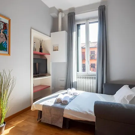 Navigli-duomo With Netflix+wifi * ميلان