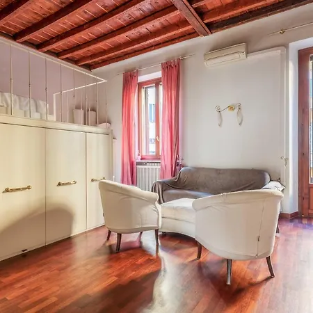 Cozy And Fancy Studio On The Navigli By Easylife Apartment Milan