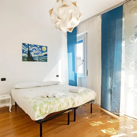Joivy Lovely Flat For 4 With Balcony Near Porta Romana Apartament Mediolan