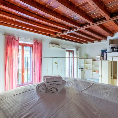 Cozy And Fancy Studio On The Navigli By Easylife