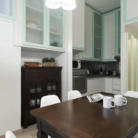 Apartment Papiniano 18 Milan