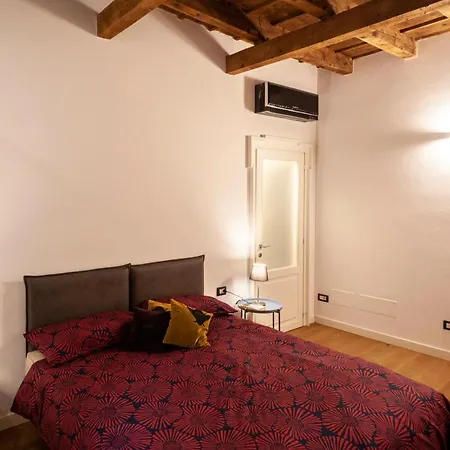 Corso Venezia, In Corte Esclusiva Riservata! Mediolan