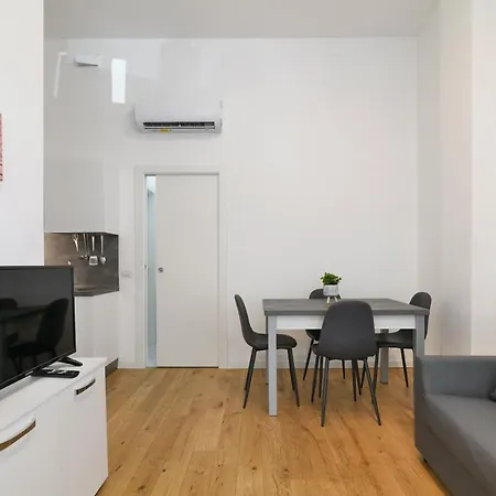 Primopiano - La Malfa Flats * Milan