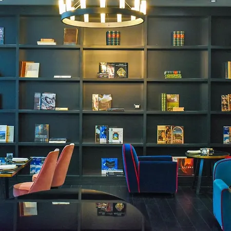 Szálloda Palazzo Cornalia 5*