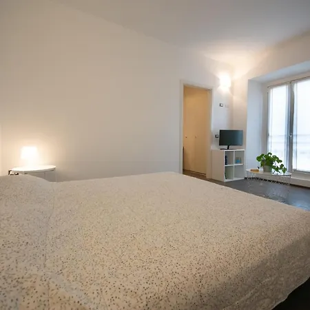 Apartment Art & Design On The Corner - Via Savona