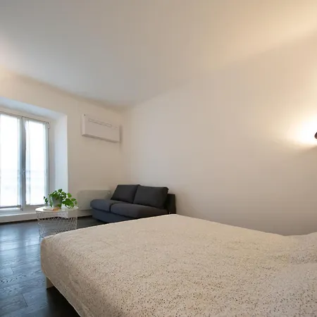 Art & Design On The Corner - Via Savona Apartment Milan
