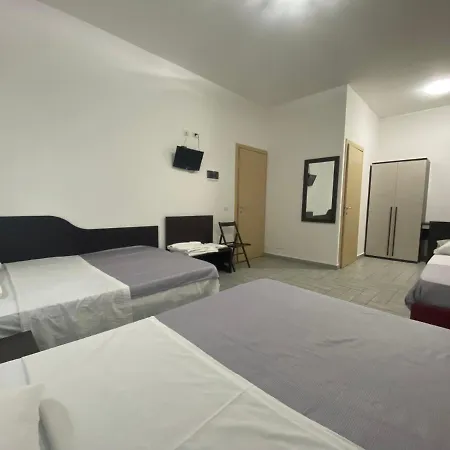 Poma Hotel Milão