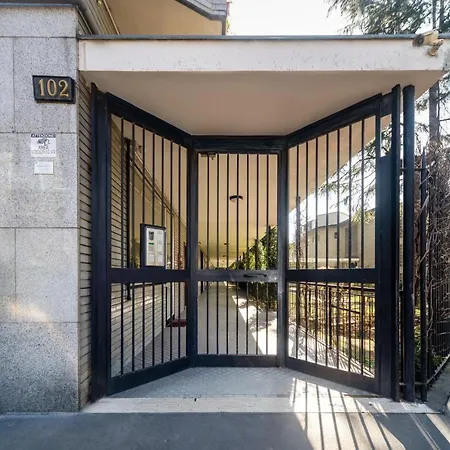 Casa Da Zurea * Милан