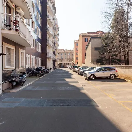 Luxury Center - Friuli 51 Master Guest Apartment Milan