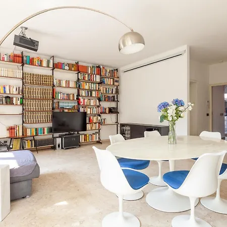 Luxury Center - Friuli 51 Master Guest Apartment Milan