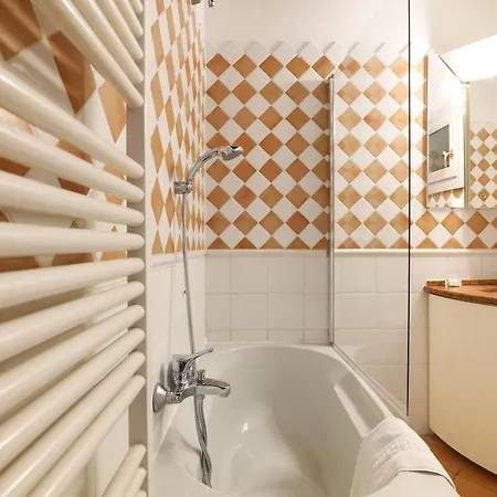 Mila Magenta * Mediolan