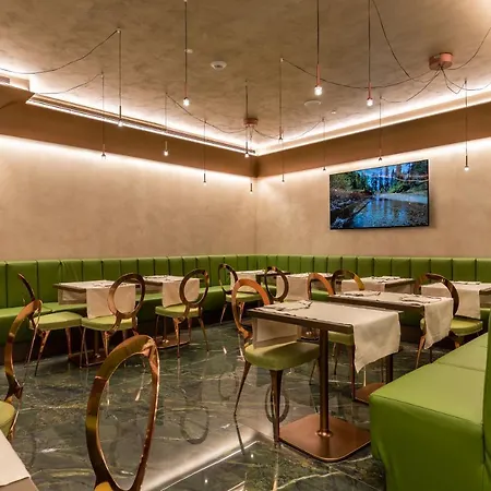 Ariston Hotel