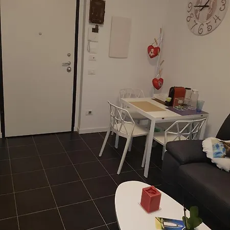 Bellissima Casa Di Svetlana Apartment Milan