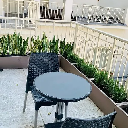Bocconi-navigli 10 Апартаменты *
