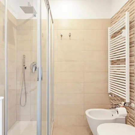 Freshly Renovated Flat Perfectly Located Apartmán