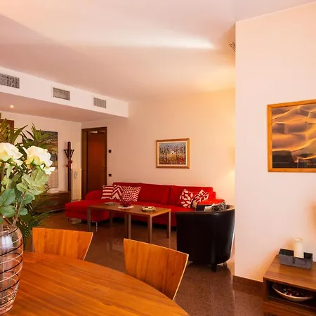 Fara Haus Deluxe - 2 Bedrooms * Milan
